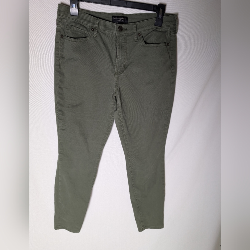 Banana Republic Skinny Fit Flight Jacket Olive Green‎ Jeans Size 29/8